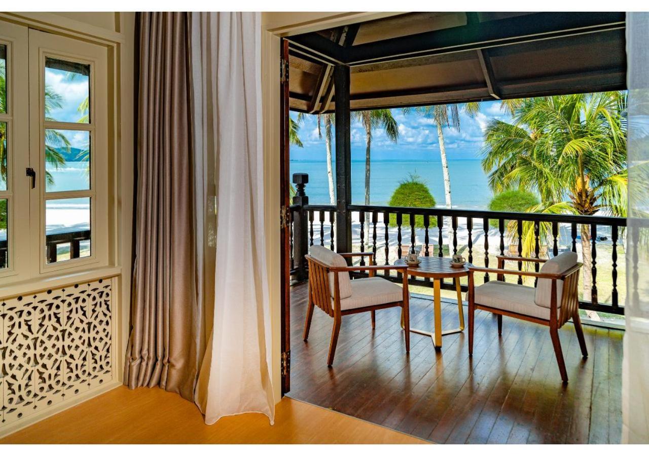 Pelangi Beach Resort&Spa, Langkawi Zewnętrze zdjęcie A view of the beach from a room at the resort