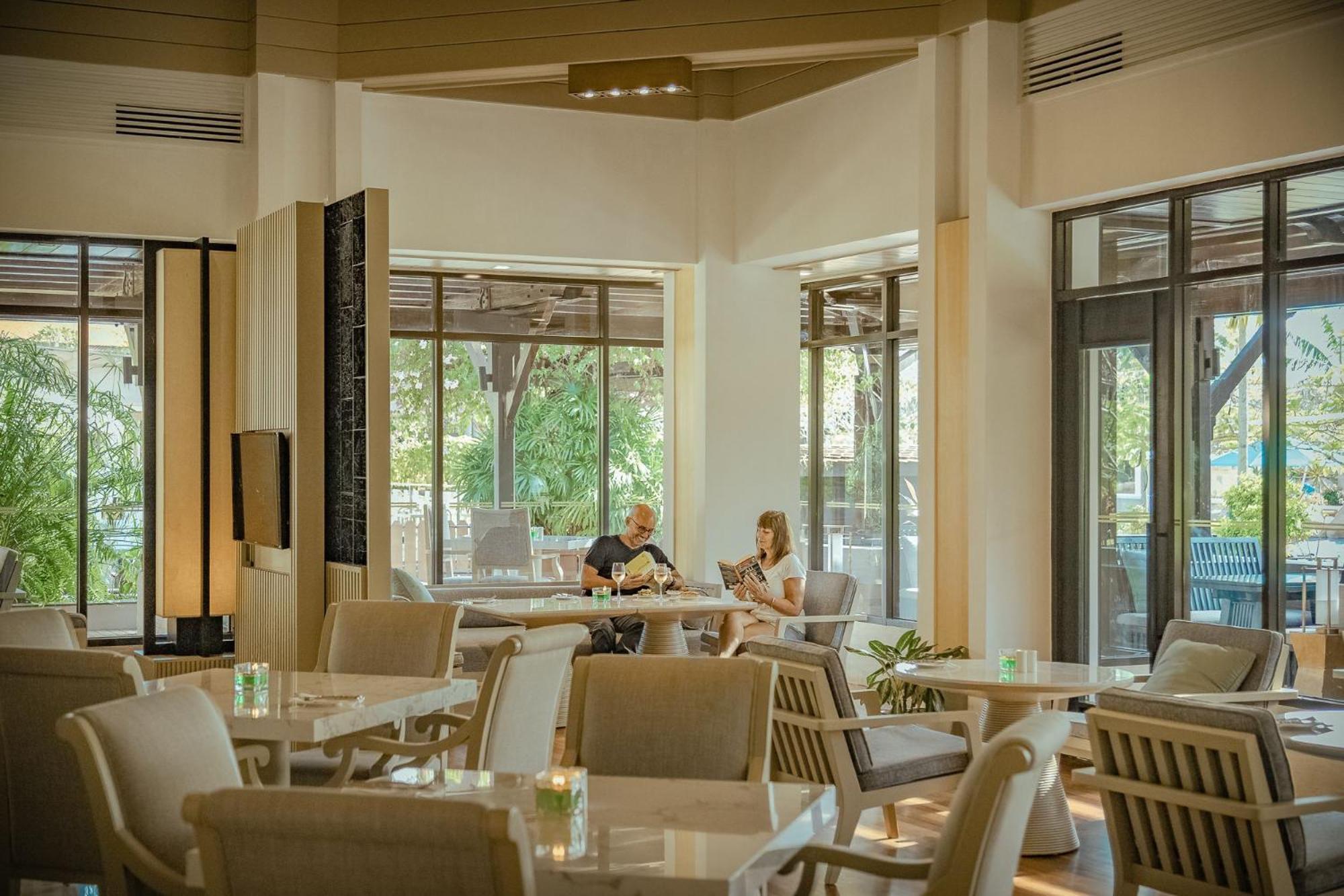 Pelangi Beach Resort&Spa, Langkawi Zewnętrze zdjęcie The lobby at the Four Seasons Resort